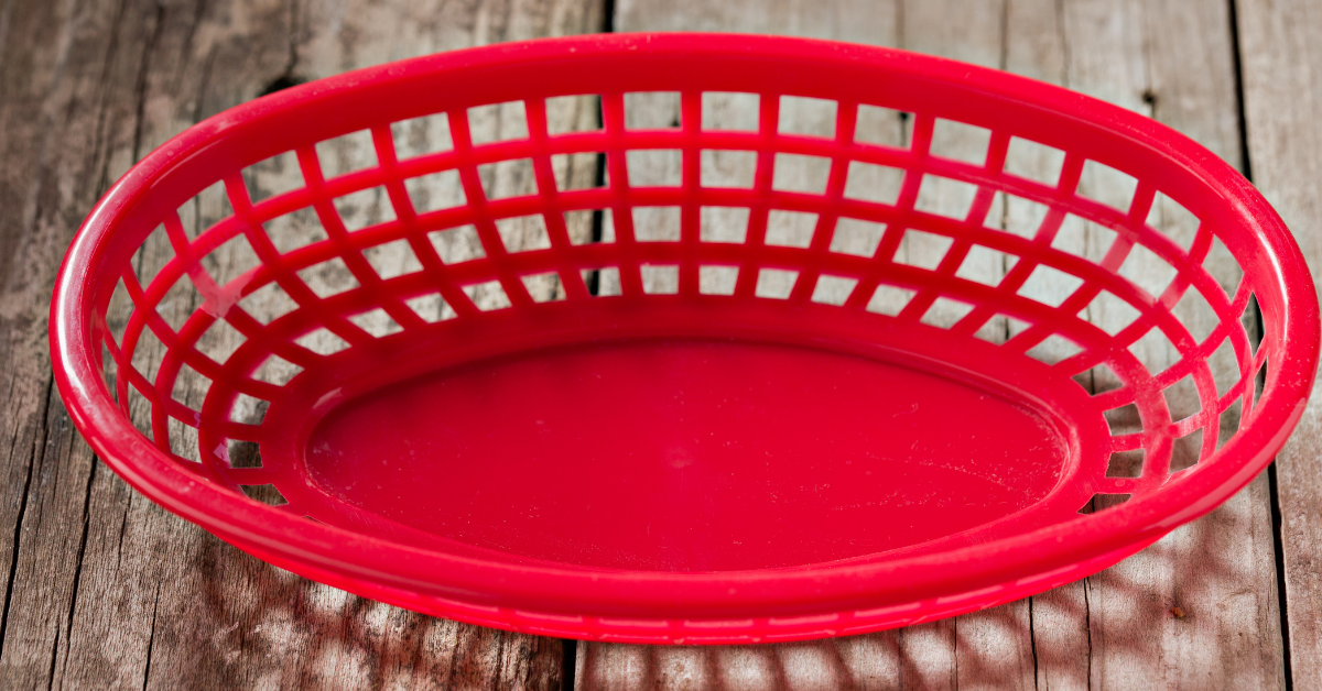 red basket servant,